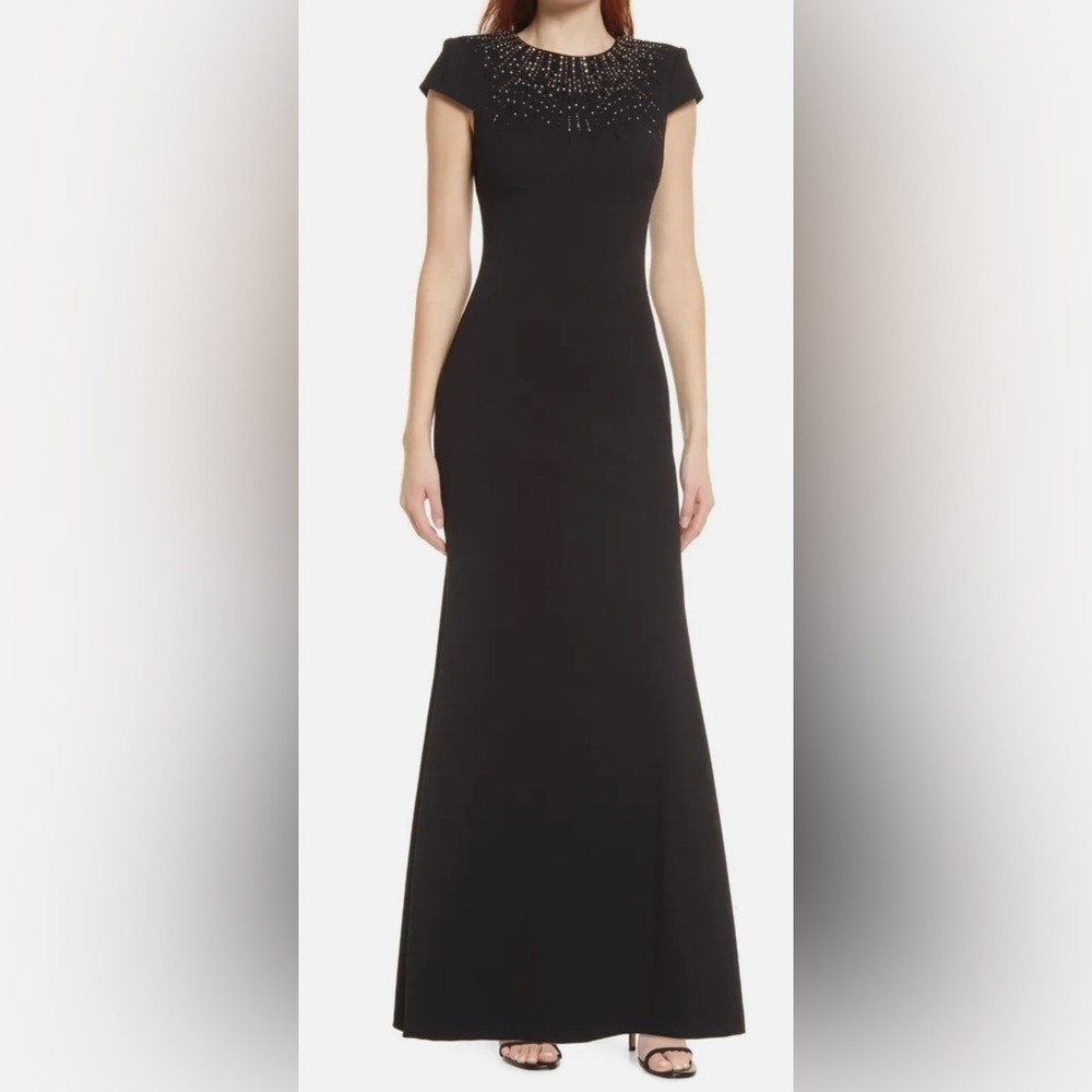 NWT Vince‎ Camuto Sequin Yoke Short Sleeve Gown size 12